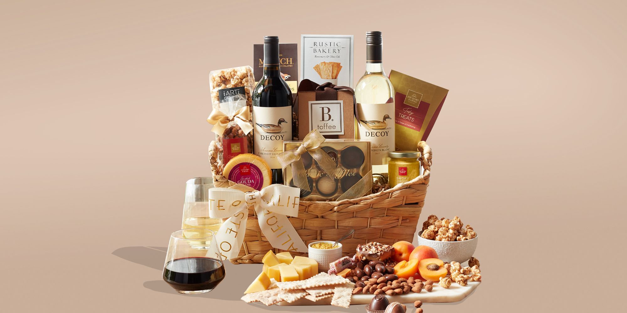 Adelaide’s Finest Wine and Cheese Hampers: A Gourmet’s Guide